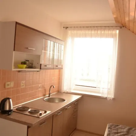 Palavska Riviera Homestay szállás *
